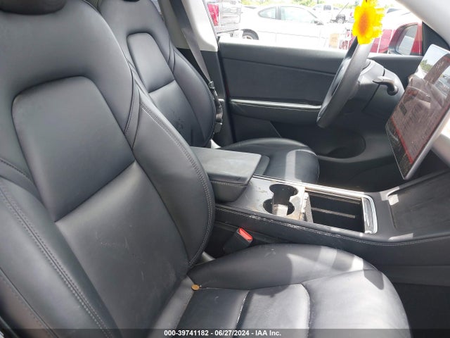 2021 TESLA MODEL Y 5YJYGDEE6MF248593 Photo 4