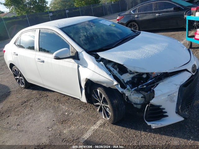 Toyota COROLLA SE 2018 5YFBURHE8JP807617 Image 13