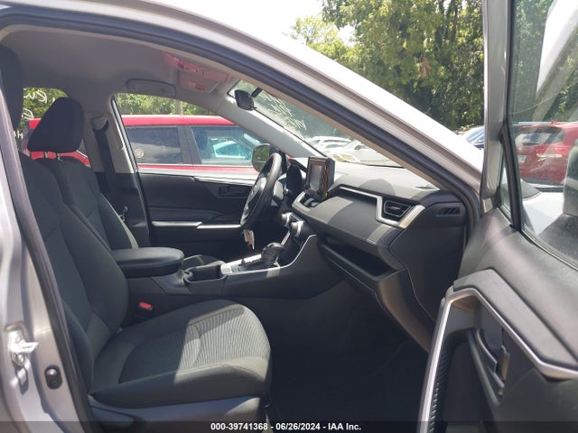 Toyota RAV4 LE 2022 2T3F1RFV6NW270898 Image 5