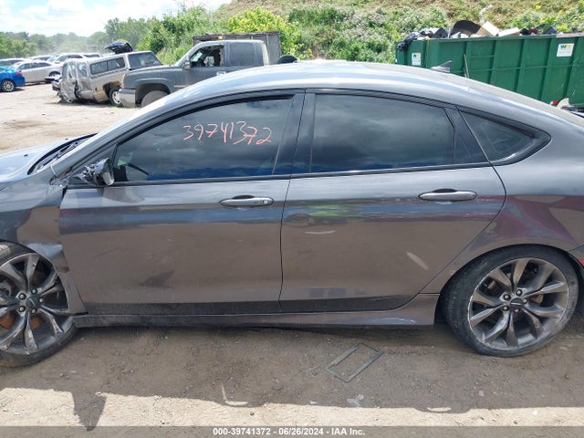 Chrysler 200 S 2015 1C3CCCBG8FN516770 Image 13