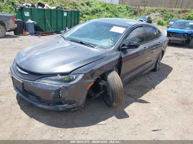 1C3CCCBG8FN516770 Chrysler 200 S