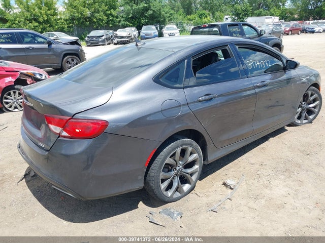 1C3CCCBG8FN516770 Chrysler 200 S