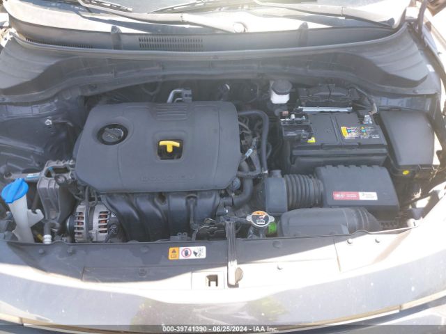 KNDJ23AUXN7811904 KIA SOUL LX