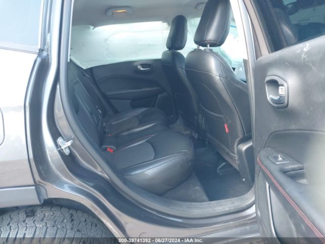 3C4NJDDB7KT759885 Jeep Compass Trailhawk 4x4