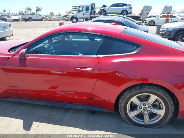 Ford Mustang Ecoboost Fastback 2022 1FA6P8TH1N5140855 Image 15