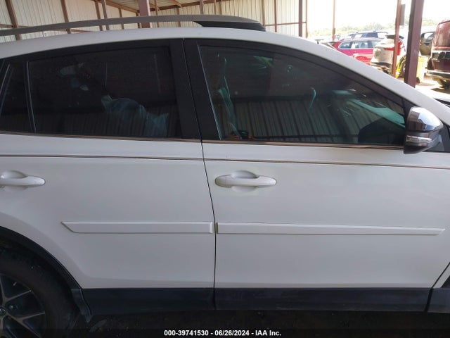 Toyota RAV4 SE 2018 2T3NFREVXJW441693 Image 13