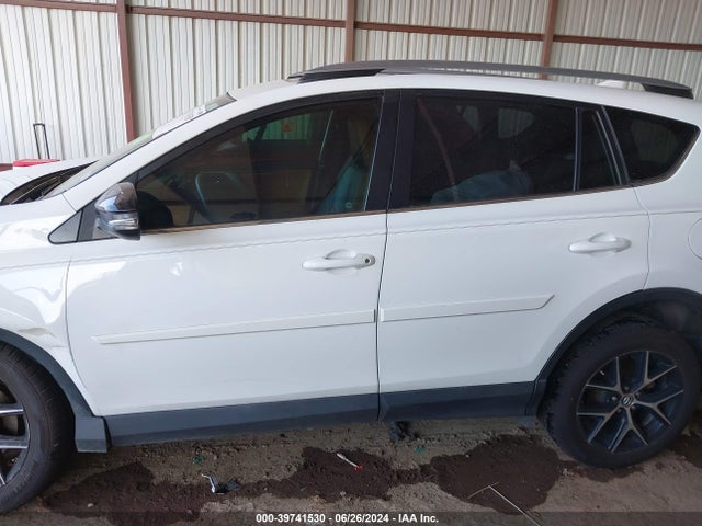 Toyota RAV4 SE 2018 2T3NFREVXJW441693 Image 14