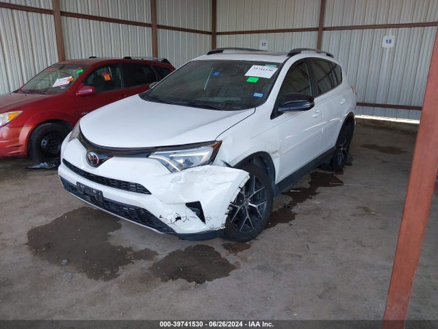 Toyota RAV4 SE 2018 2T3NFREVXJW441693 Image 2