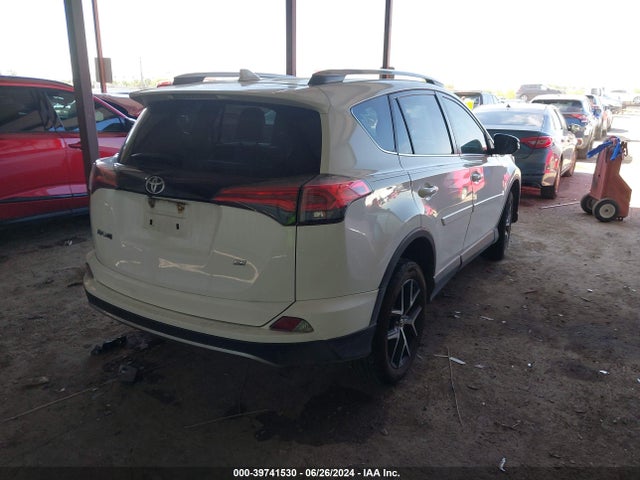 Toyota RAV4 SE 2018 2T3NFREVXJW441693 Image 4