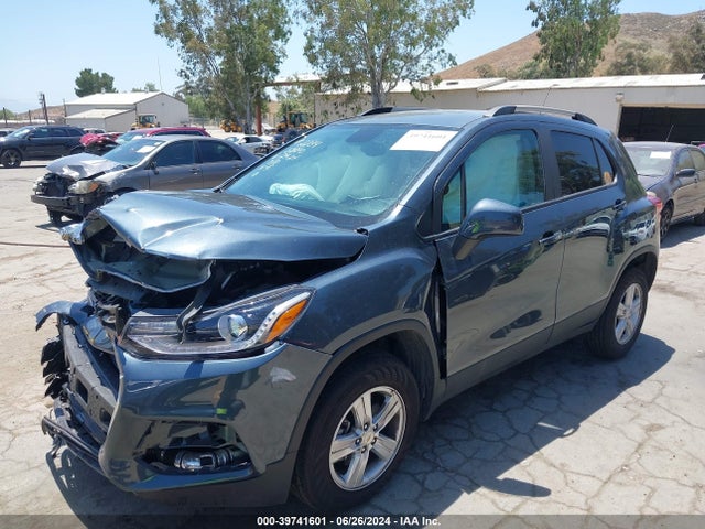 Chevrolet Trax Awd Lt 2022 KL7CJPSM7NB568290 Image 2
