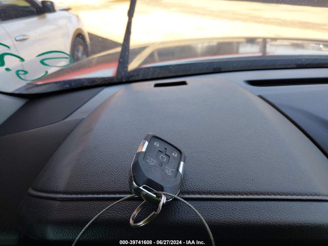 Chevrolet Suburban Premier 2017 1GNSCJKC4HR172317 Image 11