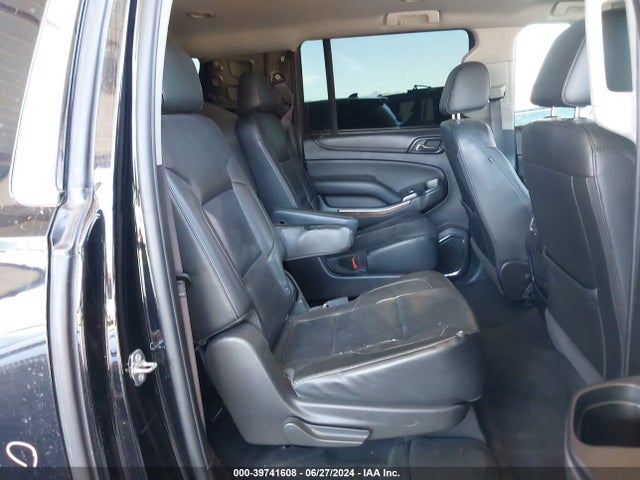 Chevrolet Suburban Premier 2017 1GNSCJKC4HR172317 Image 8