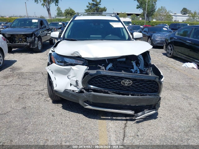 Toyota Corolla Cross Le 2022 7MUCAAAG4NV026994 Image 13