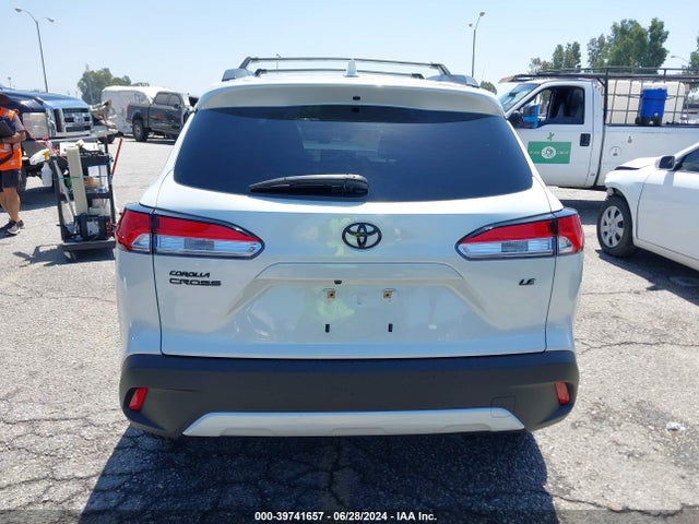 Toyota Corolla Cross Le 2022 7MUCAAAG4NV026994 Image 17