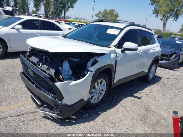 Toyota Corolla Cross Le 2022 7MUCAAAG4NV026994 Image 2