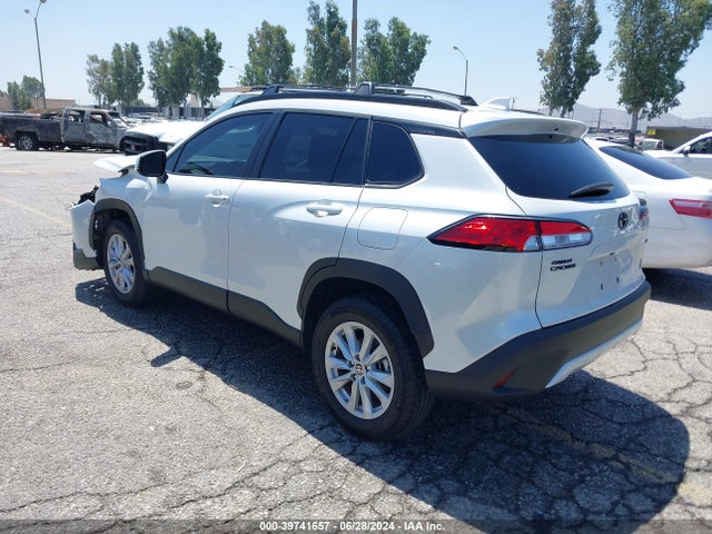 Toyota Corolla Cross Le 2022 7MUCAAAG4NV026994 Image 3
