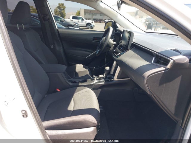 Toyota Corolla Cross Le 2022 7MUCAAAG4NV026994 Image 5