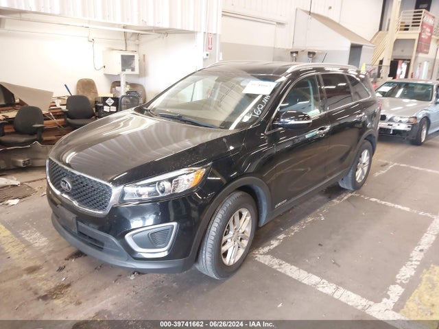 KIA Sorento 3.3l Lx 2016 5XYPGDA54GG132243 Image 2
