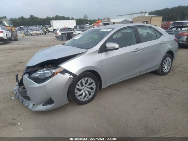 5YFBURHE1JP854195 Toyota COROLLA LE
