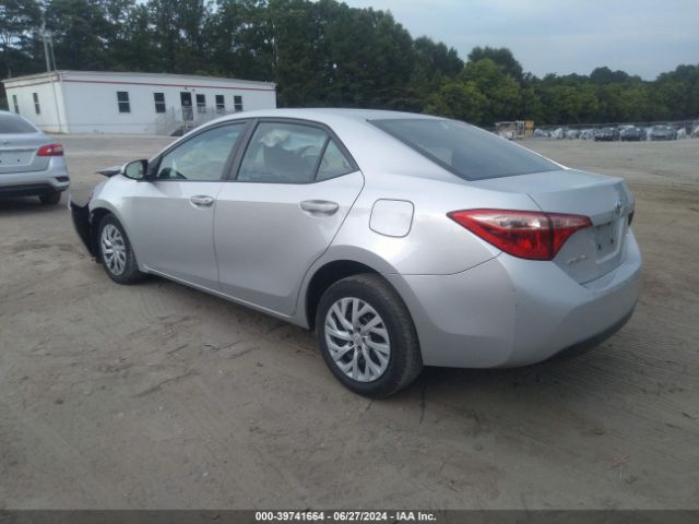 5YFBURHE1JP854195 Toyota COROLLA LE