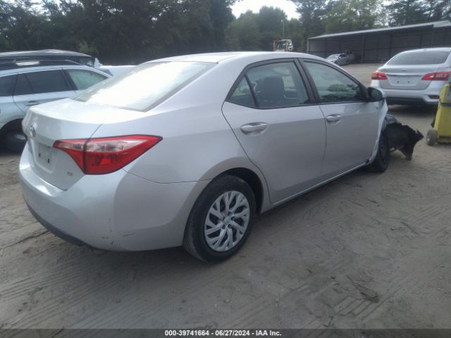 5YFBURHE1JP854195 Toyota COROLLA LE