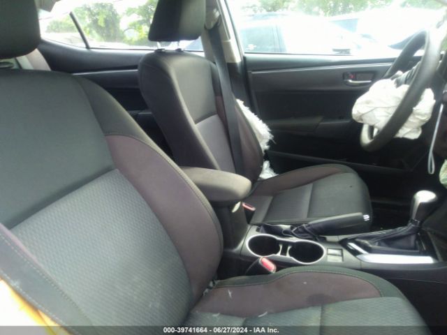 5YFBURHE1JP854195 Toyota COROLLA LE