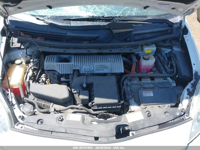 Toyota Prius Three 2014 JTDKN3DU9E1782941 Image 10
