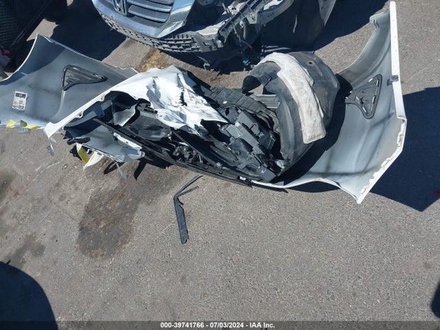 Toyota COROLLA LE 2018 2T1BURHE9JC057791 Image 12