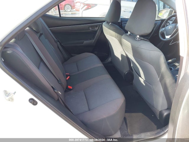 Toyota COROLLA LE 2018 5YFBURHE8JP841850 Image 8