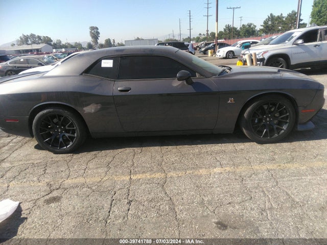 Dodge Challenger 2018 2C3CDZFJ6JH305638 Image 26