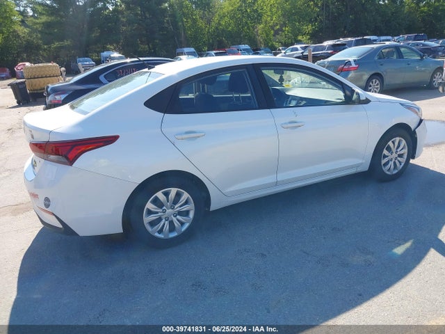 Hyundai ACCENT SE 2018 3KPC24A31JE019933 Image 4