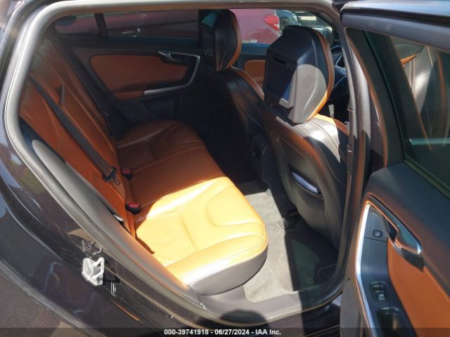 YV140MEB9F1186721 Volvo V60 T5 Premier