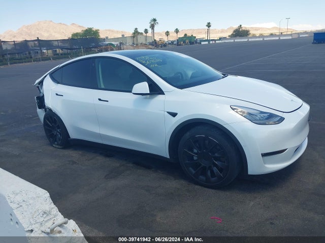 2021 TESLA MODEL Y 5YJYGDEEXMF186521 Photo 0