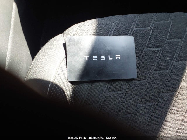 2021 TESLA MODEL Y 5YJYGDEEXMF186521 Photo 10