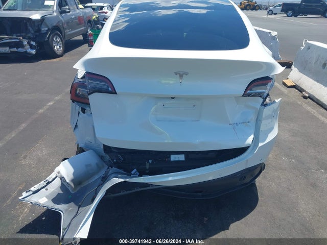 2021 TESLA MODEL Y 5YJYGDEEXMF186521 Photo 5
