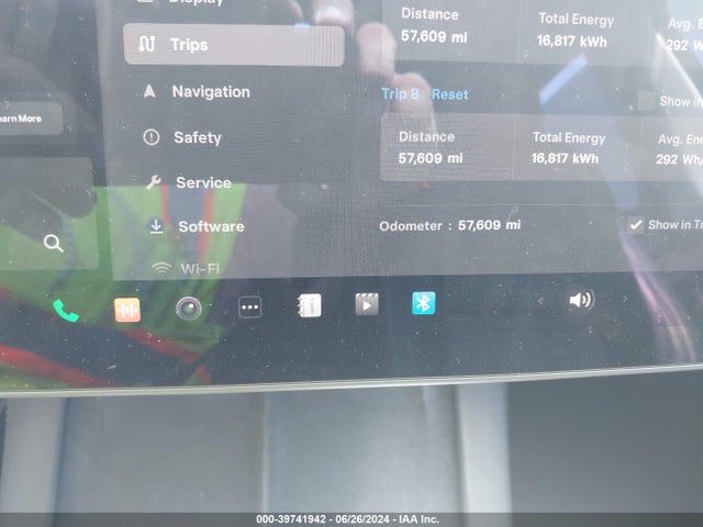 2021 TESLA MODEL Y 5YJYGDEEXMF186521 Photo 6