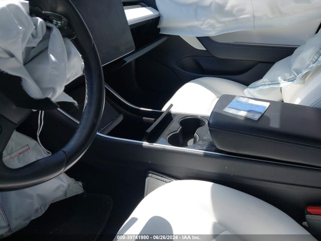 Tesla Model 3 Long Range/performance 2019 5YJ3E1EB2KF391865 Image 5