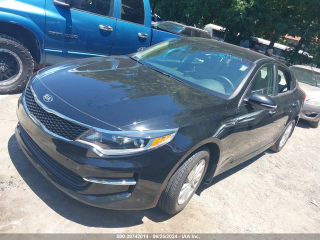 KIA Optima Lx 2018 5XXGT4L32JG179306 Image 2