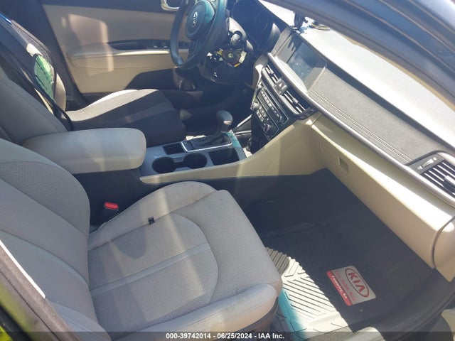 KIA Optima Lx 2018 5XXGT4L32JG179306 Image 5
