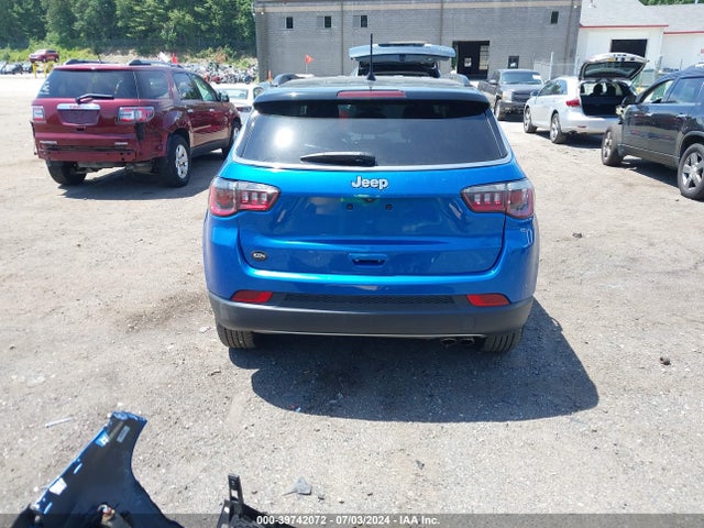 3C4NJCCB9LT140525 Jeep Compass Limited Fwd