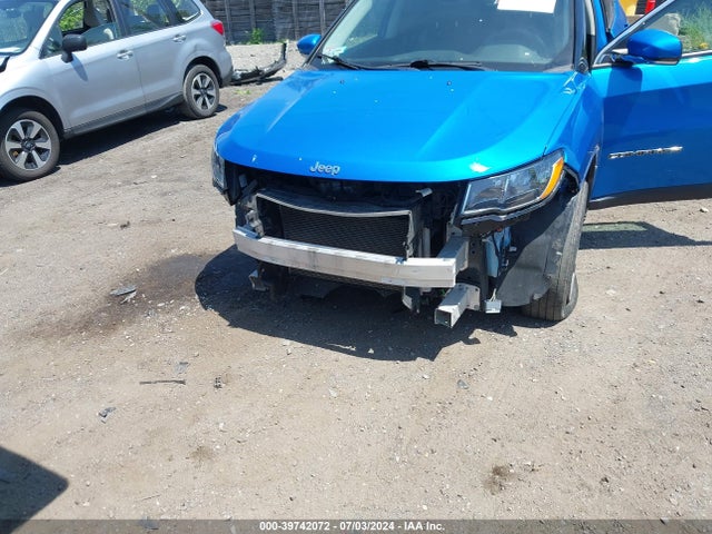 3C4NJCCB9LT140525 Jeep Compass Limited Fwd