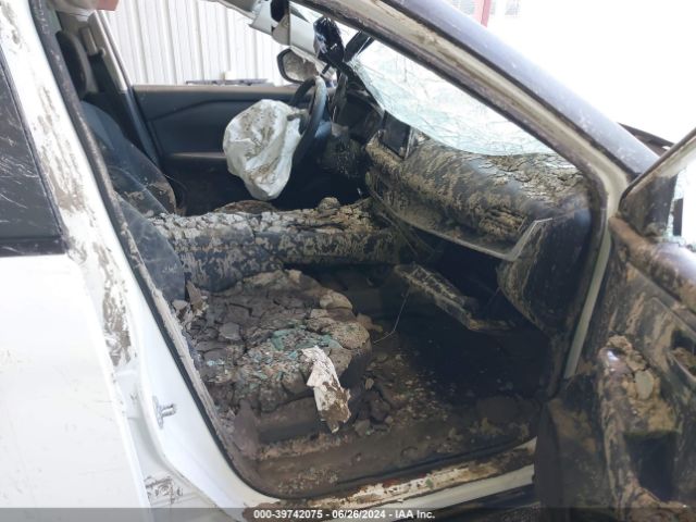 5N1BT3AA0RC703548 Nissan Rogue S Fwd