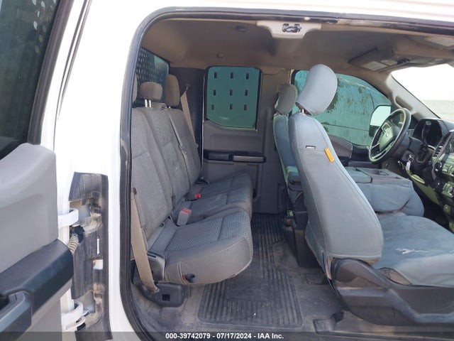 Ford F-350 Xlt 2019 1FD7X3B65KEF58988 Image 8
