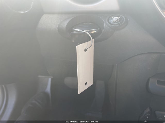 2011 MINI COOPER WMWZF3C51BTY00948 Photo 10