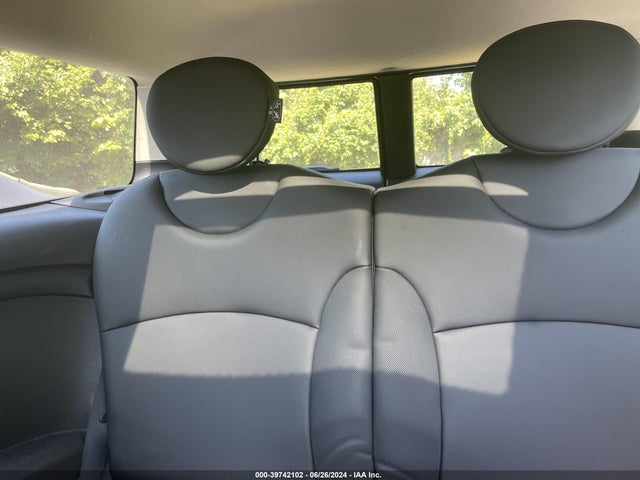2011 MINI COOPER WMWZF3C51BTY00948 Photo 7