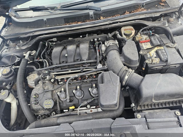 Ford TAURUS SE 2017 1FAHP2D83HG113329 Image 10