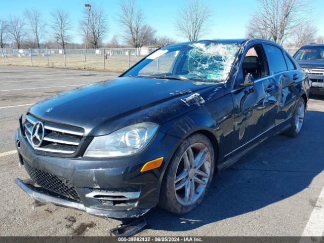 WDDGF4HB2EA954833 Mercedes-Benz C 250 Luxury/sport