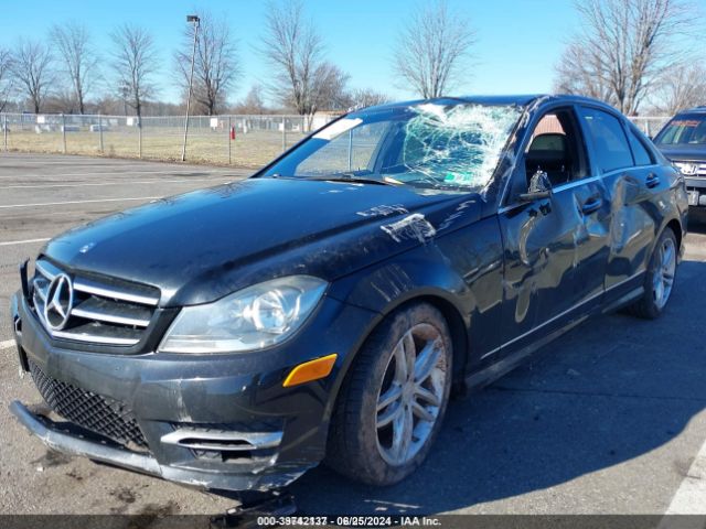 WDDGF4HB2EA954833 Mercedes-Benz C 250 Luxury/sport