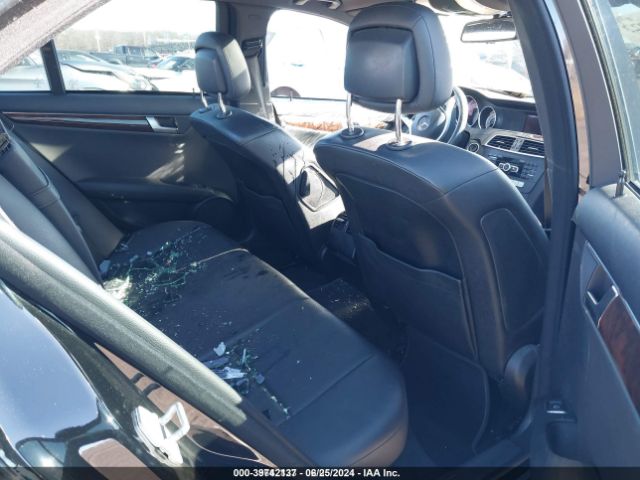 WDDGF4HB2EA954833 Mercedes-Benz C 250 Luxury/sport