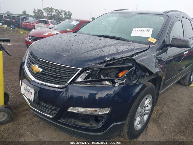 Chevrolet Traverse Ls 2015 1GNKRFED2FJ272198 Image 6
